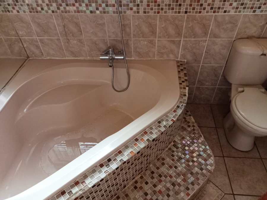 3 Bedroom Property for Sale in Riebeeckstad Free State